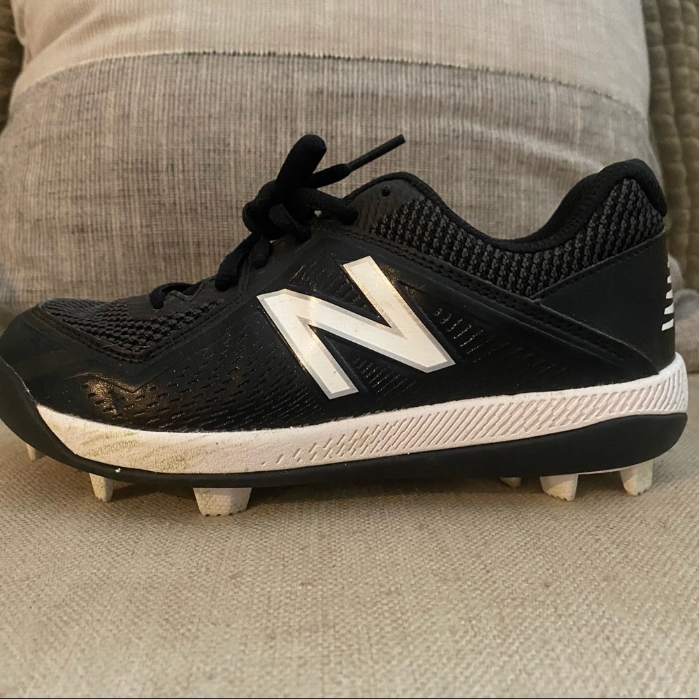 New Balance Baseball Cleats Great Condition